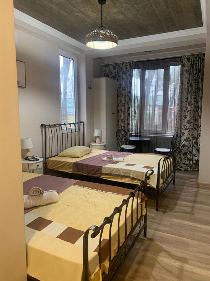 Mana-Mana Hotel Grigoleti Bagian luar foto