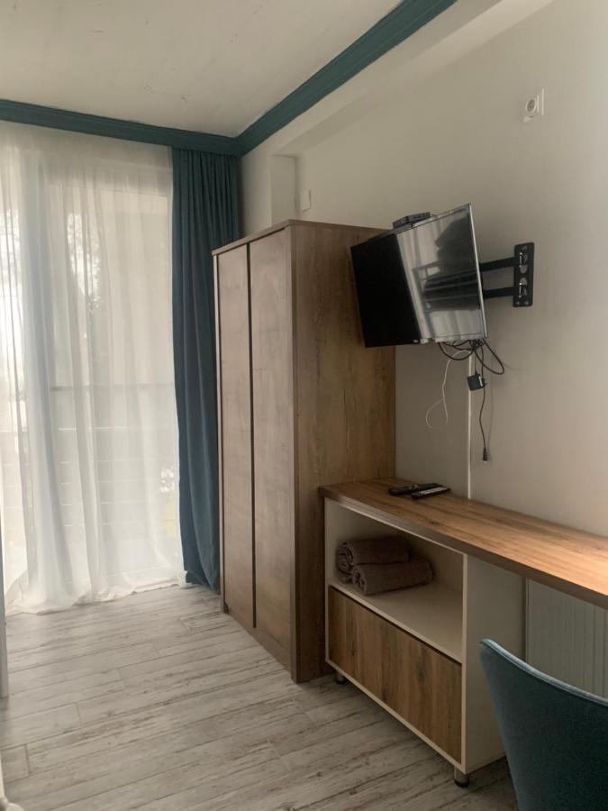Mana-Mana Hotel Grigoleti Bagian luar foto
