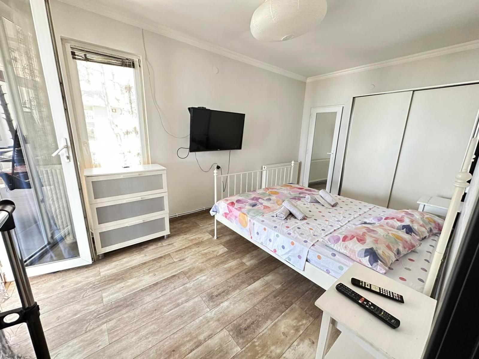 Mana-Mana Hotel Grigoleti Bagian luar foto
