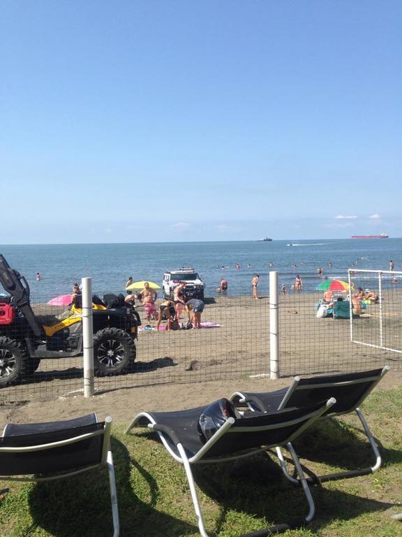 Mana-Mana Hotel Grigoleti Bagian luar foto